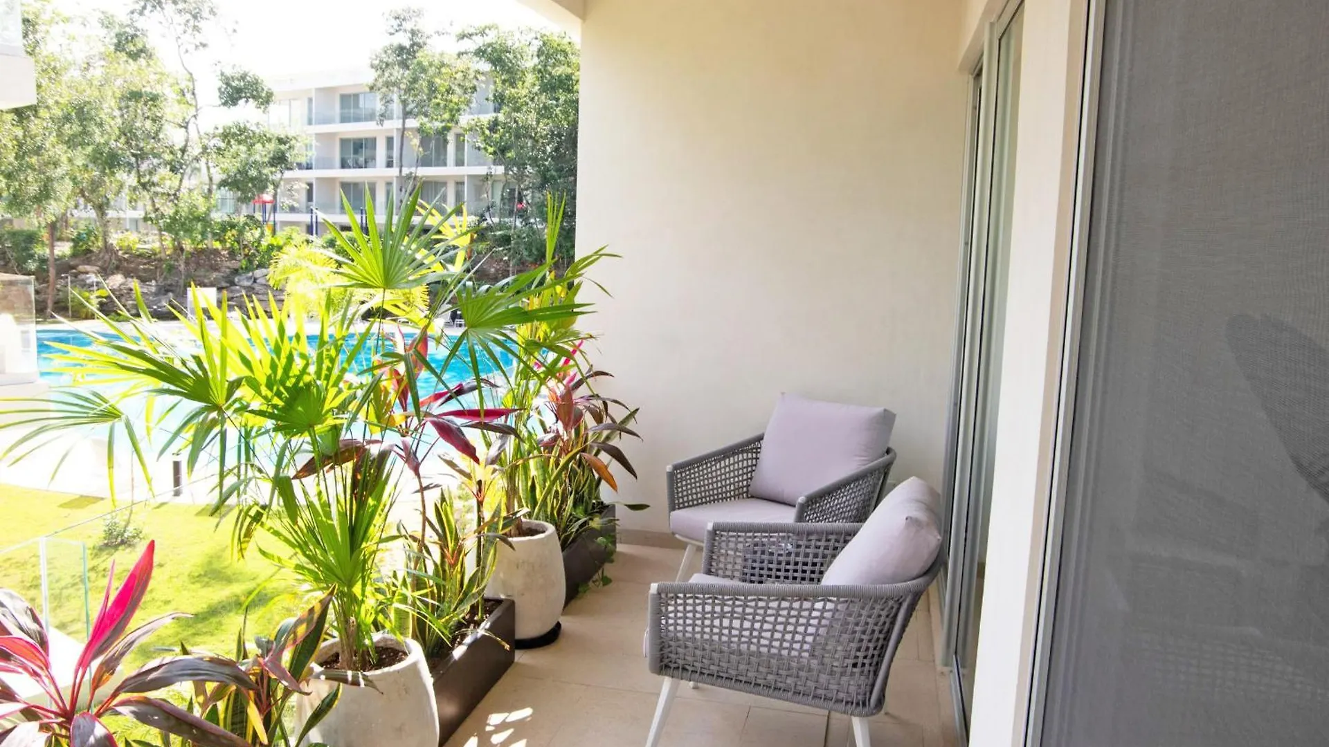 Apartment Condo Mareva The Leaf, Luxury Retreat Playa del Carmen